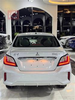 Mitsubishi Mirage G4